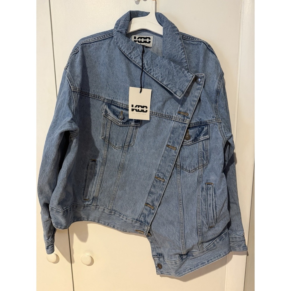 KBB by KAHLANA Women 'The Denim Jacket' Size Small Asymmetrical Light Wash - Picture 5 of 8
